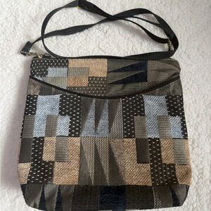 Chic Patchwork Crossbody Bag in Black and Tan